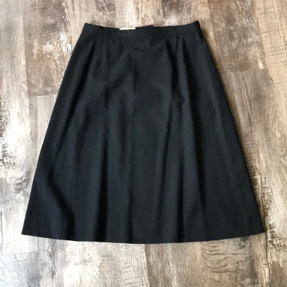 Pendleton Dresses & Skirts - Pendleton wool skirt!